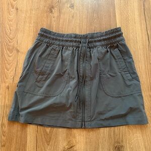 Athleta Olive Gray Drawstring Skort with Zip Front
